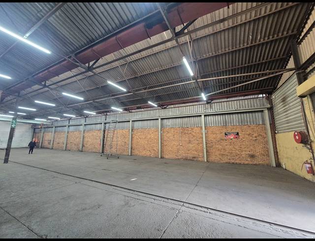 1,000M² WAREHOUSE TO LET IN BENONI SOUTH